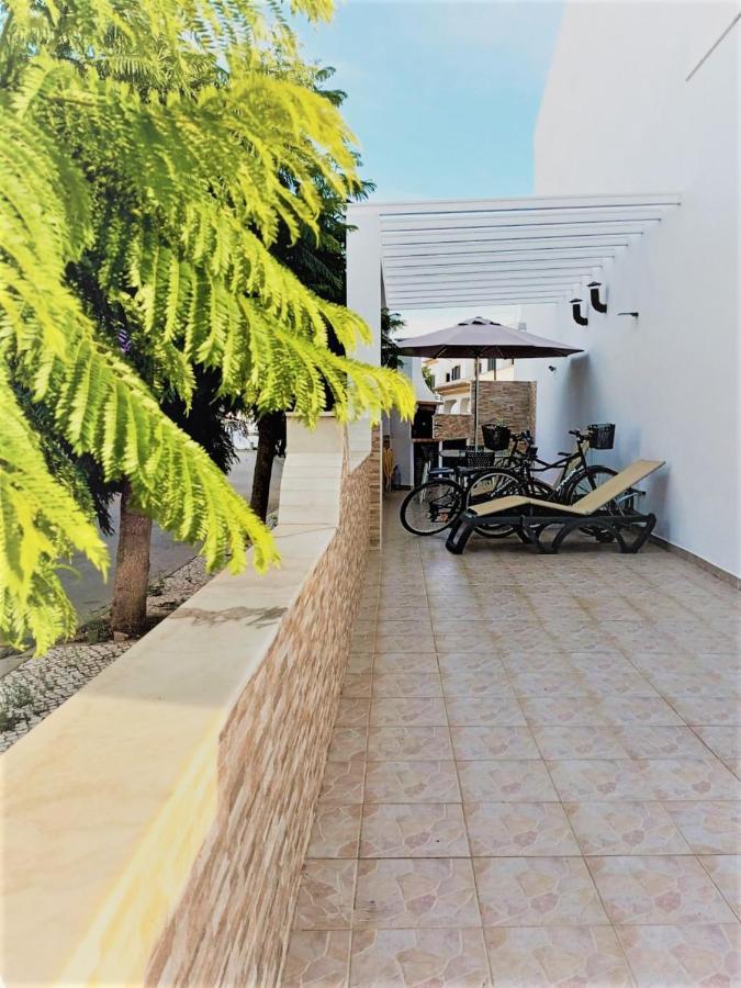 Vivenda Para Ferias Manta Rota Exteriör bild